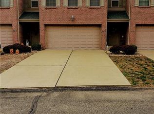 203 Adele Ct, Pittsburgh, PA 15229
