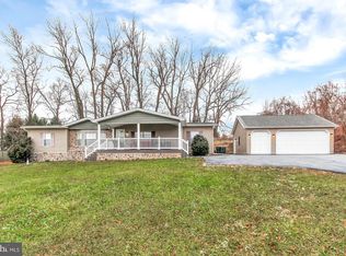 2210 Freysville Rd, Red Lion, PA 17356