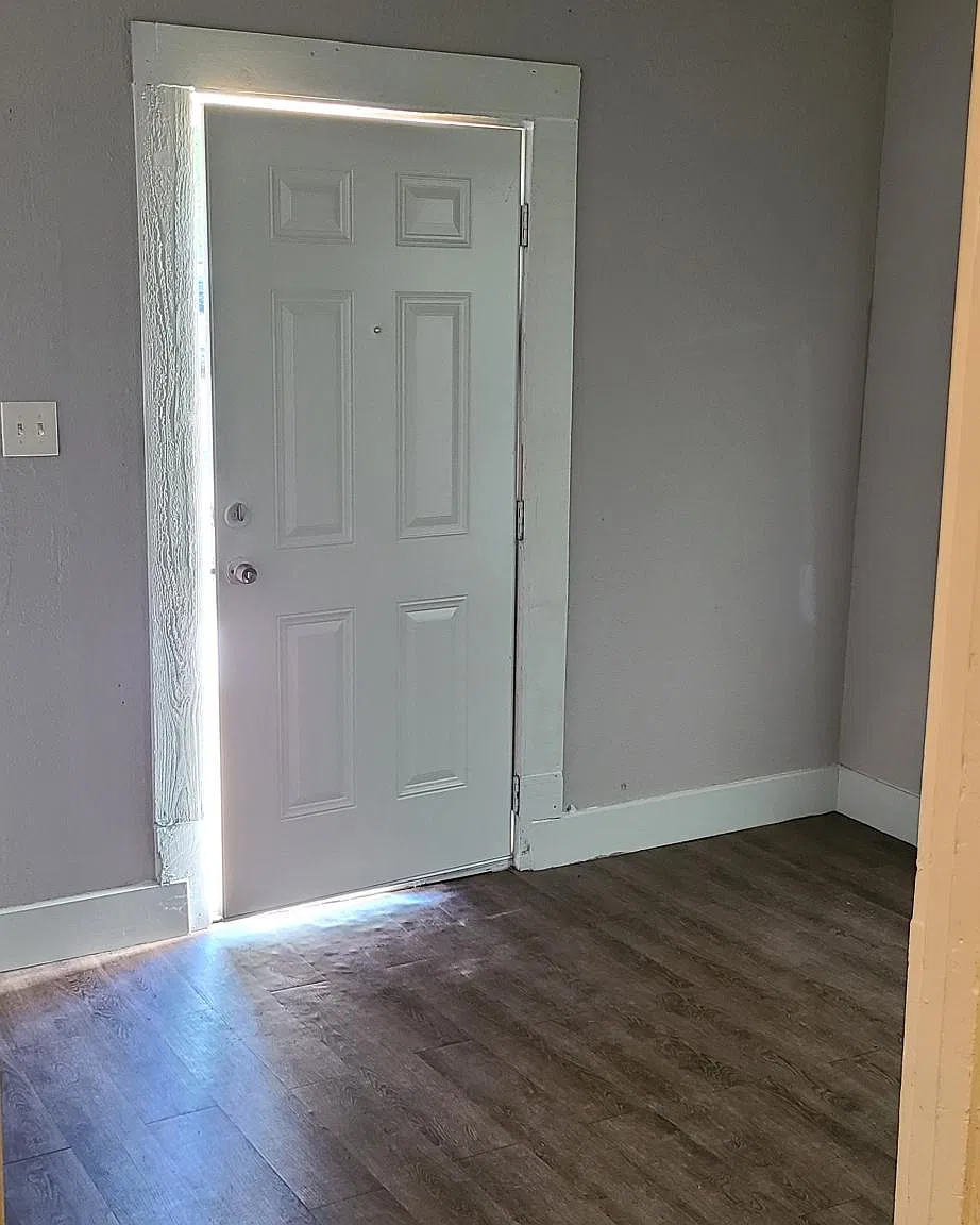 1 bed, 700 sqft, $1,000 — Photo 4