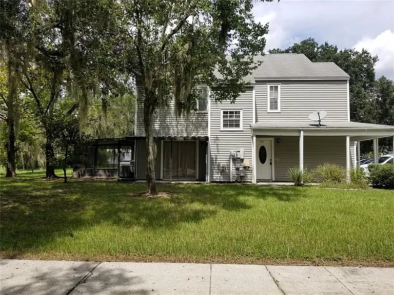 8202 Broward Pl — Photo 4