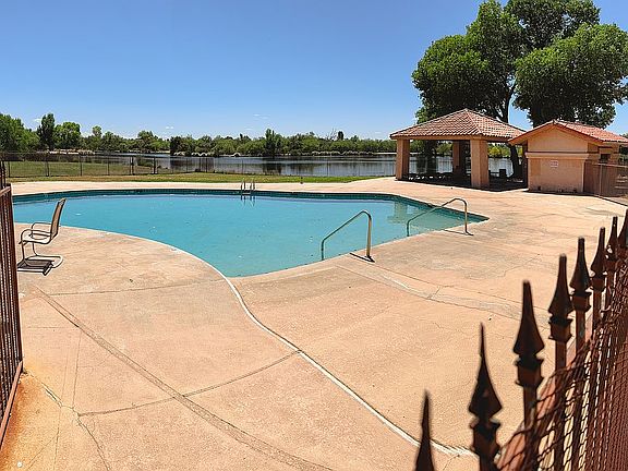 3rd image of 2299 N Creek Vista Dr