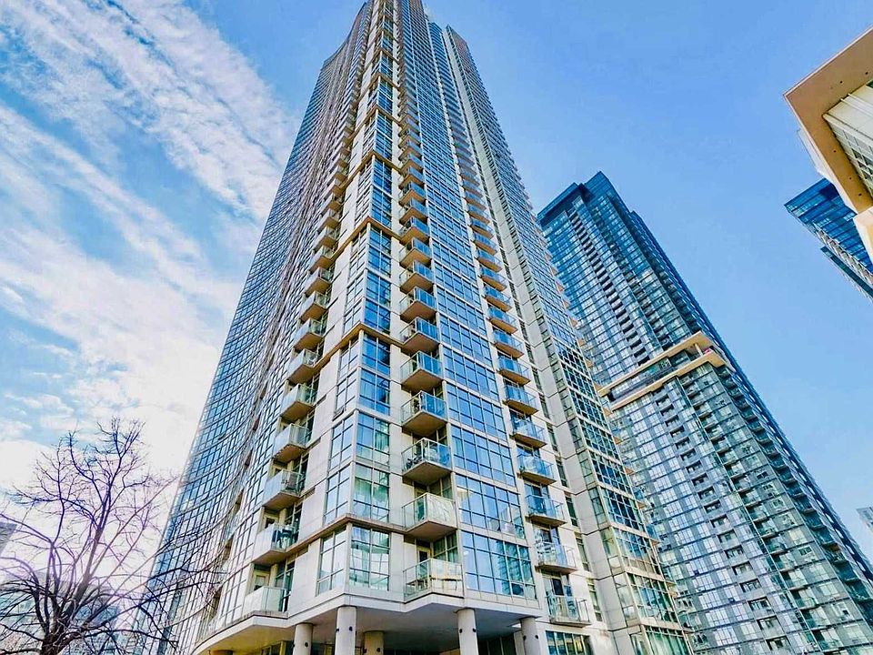 35 Mariner Ter Toronto, On, M5v3v9 - Apartments For Rent 