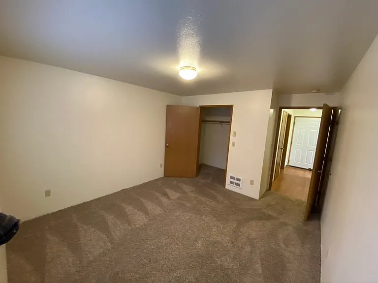 1100 N Alder St #15 — Photo 12