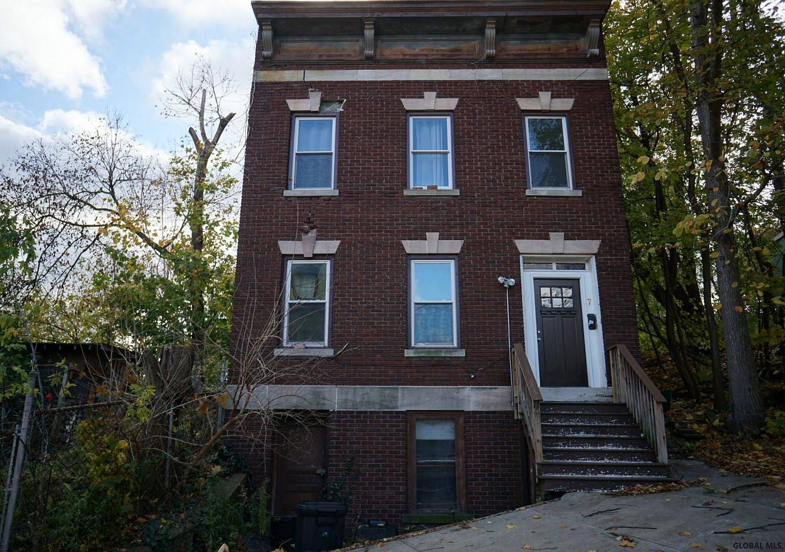 7 WILBUR Street, Colonie, NY 12205 Zillow