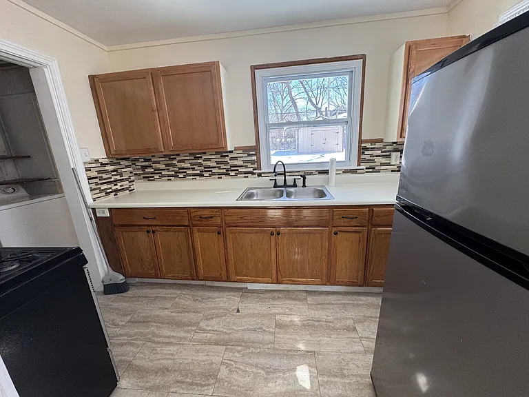 6729 Bellefontaine Ave — Photo 16