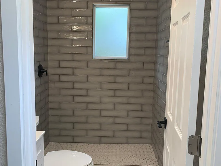 828 N Fee St — Photo 31
