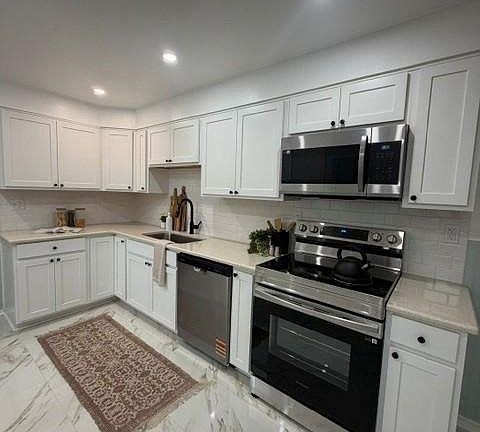 3rd image of 620 4th St