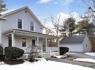 147 Laws Brook Rd, Concord, MA 01742