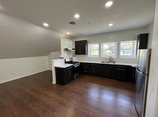 761 Madison Ave #3B, Albany, NY 12208