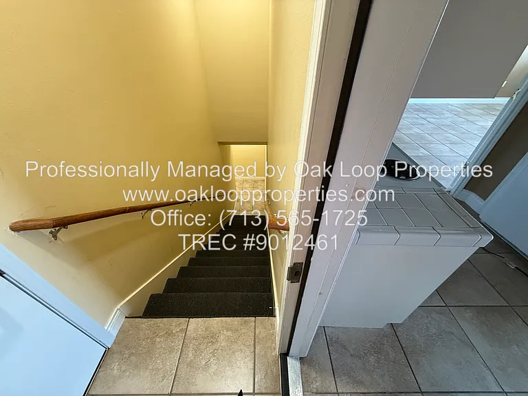 2724 Crossview Dr #205 — Photo 5
