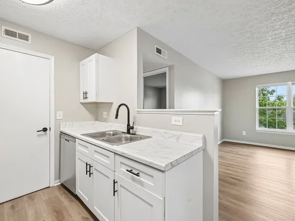 Fountain Place Apartments