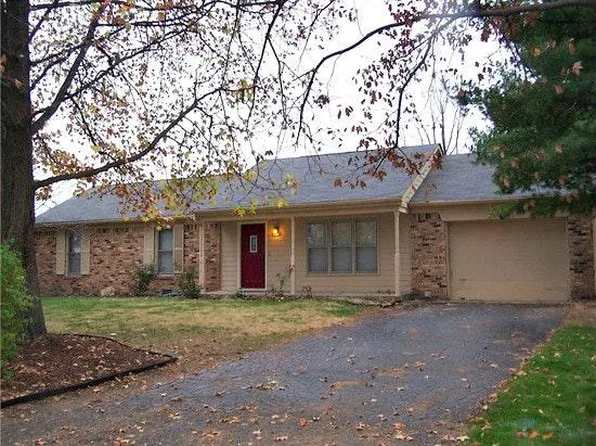 226 Meadow Ln, Plainfield, IN 46168