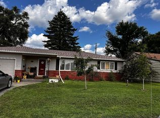 502 Center St, Garden City, KS 67846