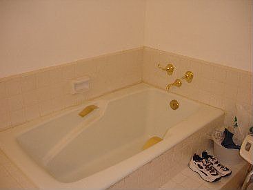 5th image of 5325 Lindley Ave Unit 307