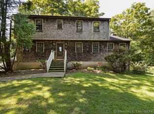 17 Pleasant Hill Rd, Newtown, CT 06470