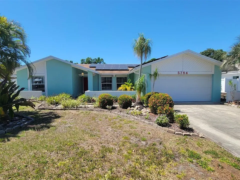 5784 Bay Pines Lakes Blvd