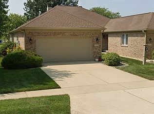 1731B Lakeside Dr, Champaign, IL