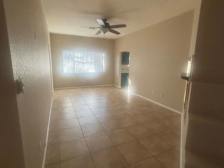 3029 Camino Real — Photo 2