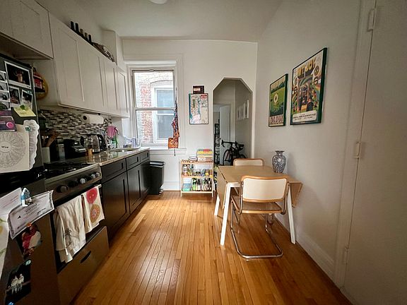 5th image of 139 Rogers Ave APT 1C