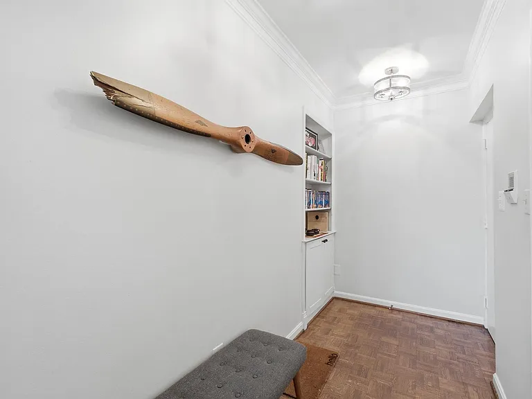 601 Wilkes St #301 — Photo 16