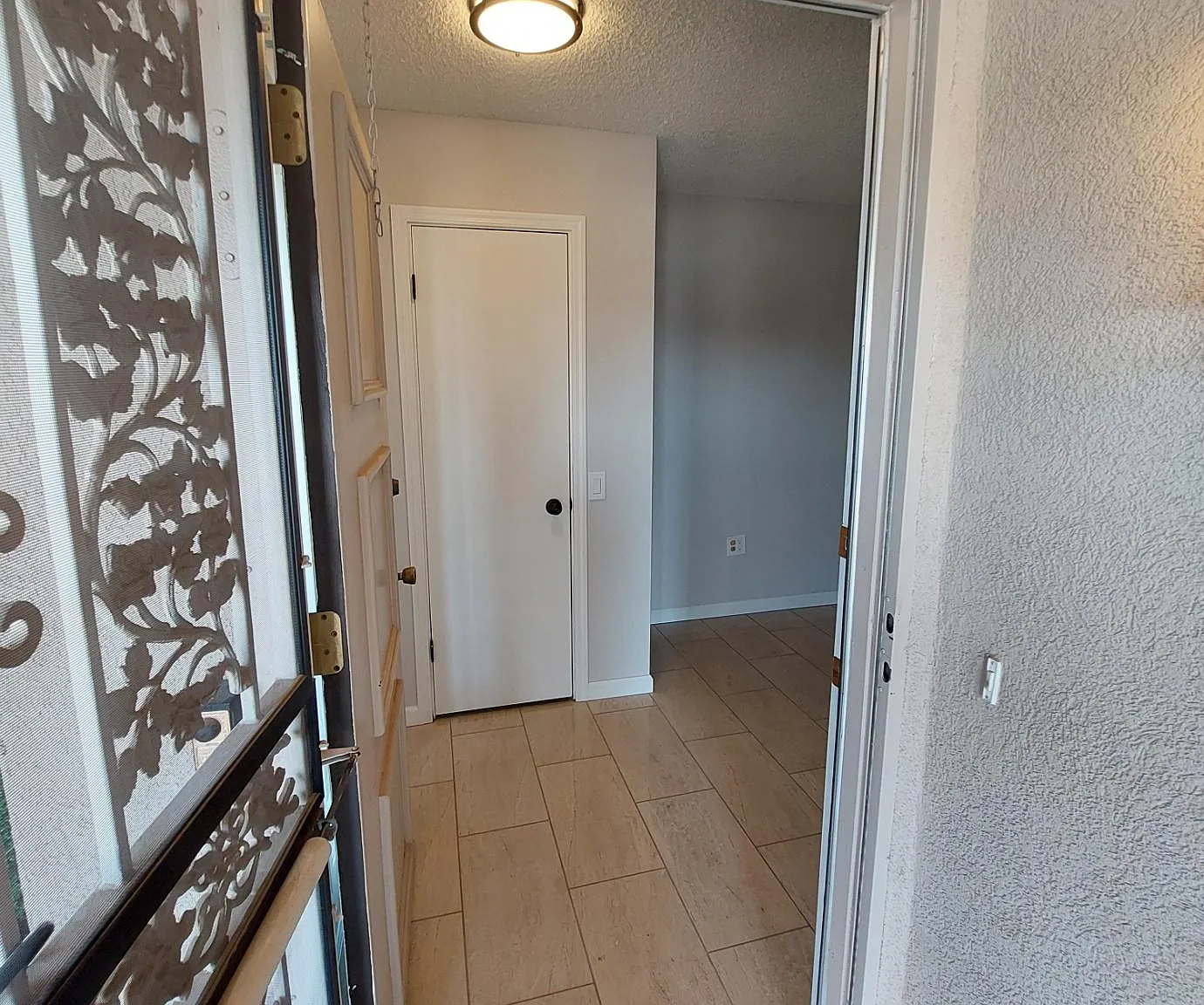 13204 W Hyacinth Dr — Photo 2