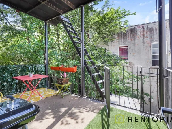 1426 De Kalb Avenue image 5 of 6