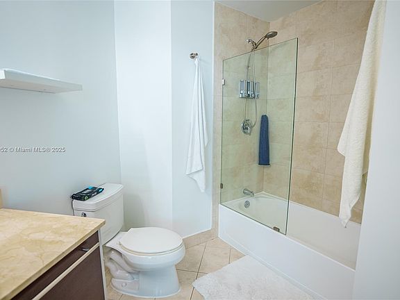 2nd image of 1900 N Bayshore Dr APT 1718