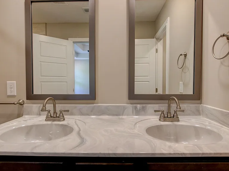 677 Battery Ct — Photo 47