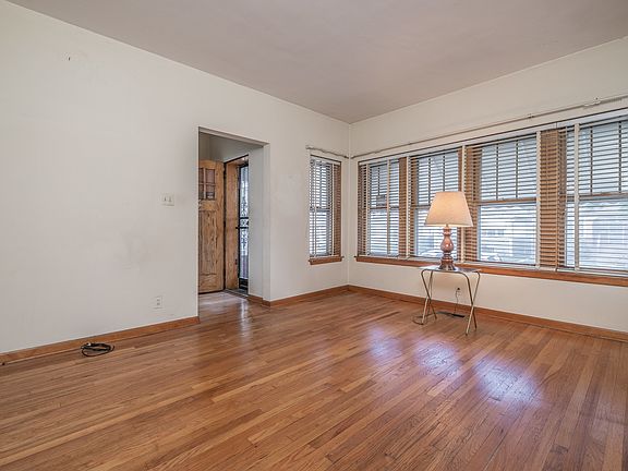 5th image of 5319 W Warwick Ave