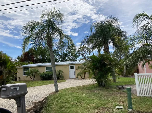 1270 Manor Rd, Englewood, FL 34223