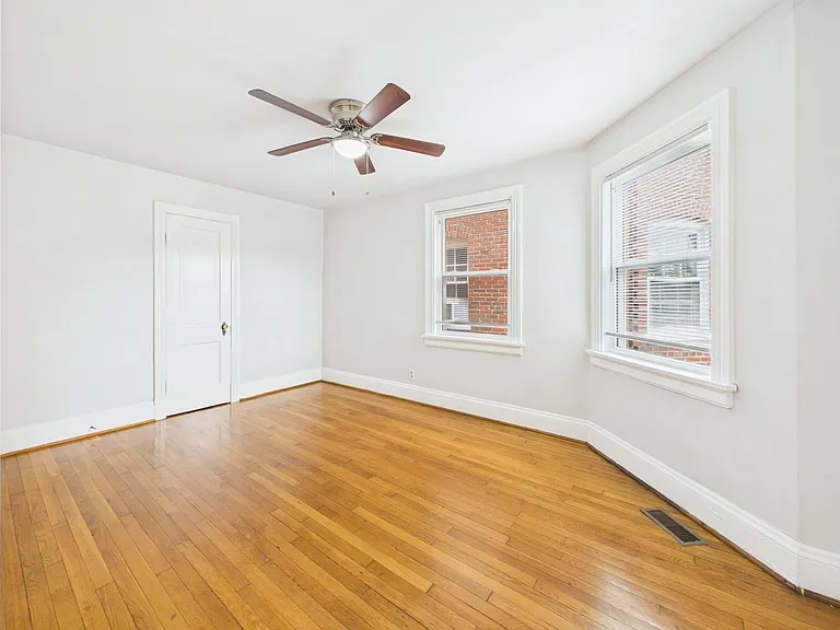 3543 Grove Ave #B — Photo 12