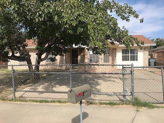 2nd image of 925 Saint Catherine Dr