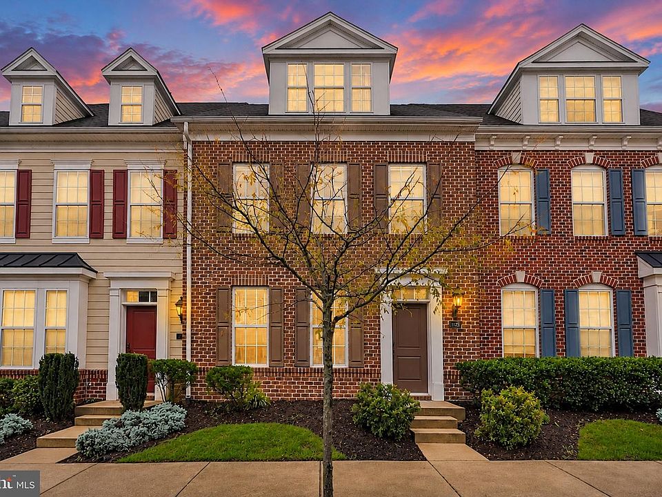 1st image of 17 Derby Dr
