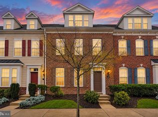 17 Derby Dr, La Plata, MD 20646