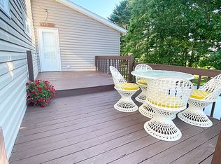 944 N 2100 East Rd, Le Roy, IL 61752