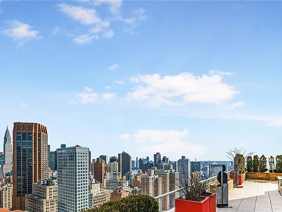 3rd image of 39 E 29th St #3-C