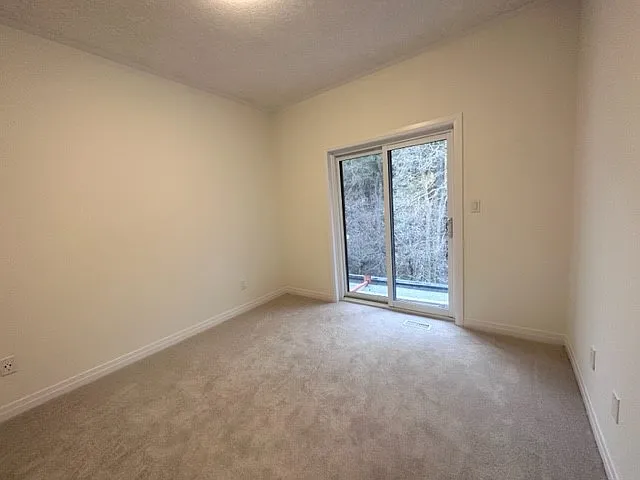 25 Isherwood Ave #D062 — Photo 3