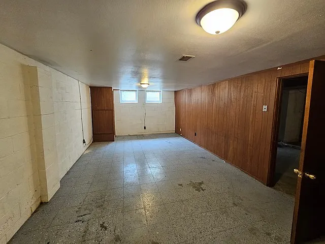 11106 W Maple Ln — Photo 33