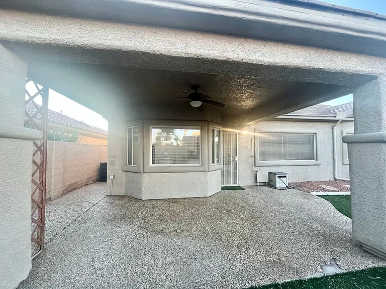 3816 Waynesvill St — Photo 68