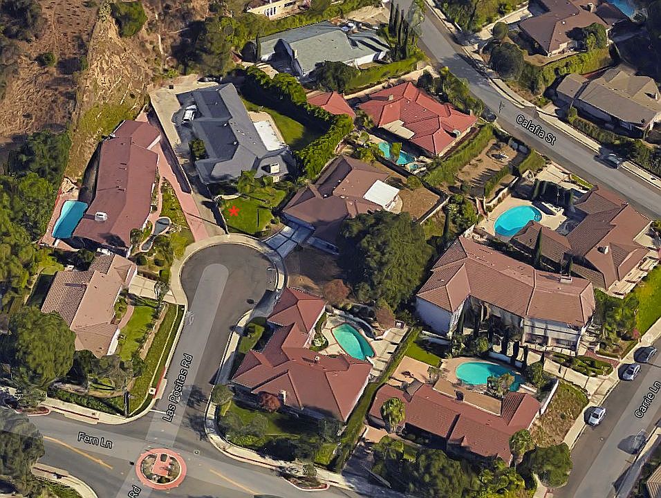 2nd image of 2410 Las Positas Rd