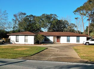 601 Country Club Ave NE, Fort Walton Beach, FL 32547