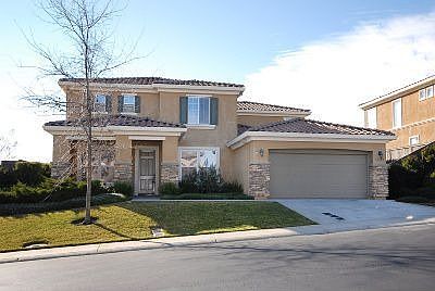 3rd image of 7020 Hearst Dr