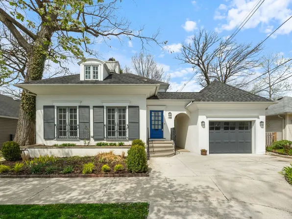 7968 Iowa St, River Forest, IL 60305