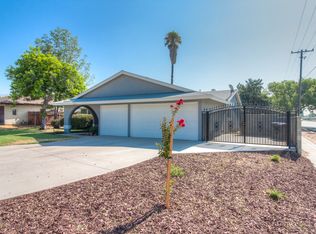 1613 N Iris Ave, Rialto, CA 92376