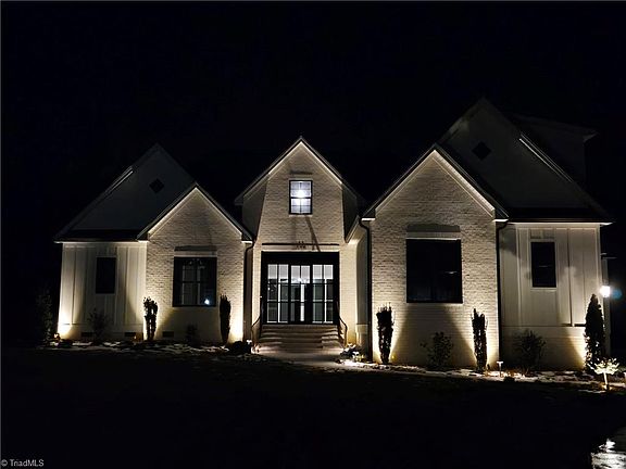 2nd image of 1200 Devlin Ct