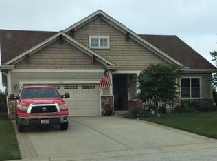 1836 Sunnyslope Dr N, Racine, WI 53406