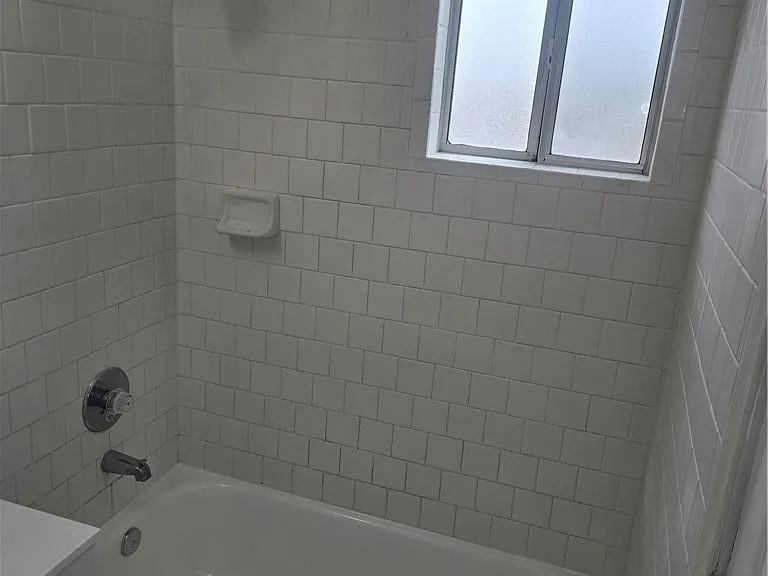 8192 Franklin St — Photo 18