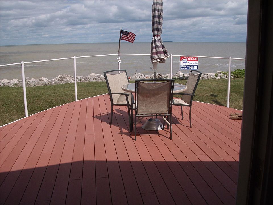 You will love Lake Erie living!