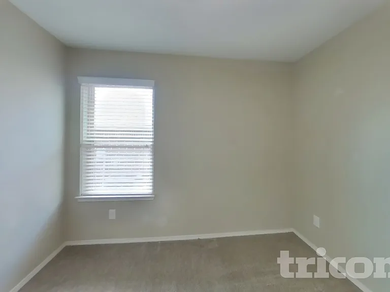 529 Cheyenne Dr — Photo 12