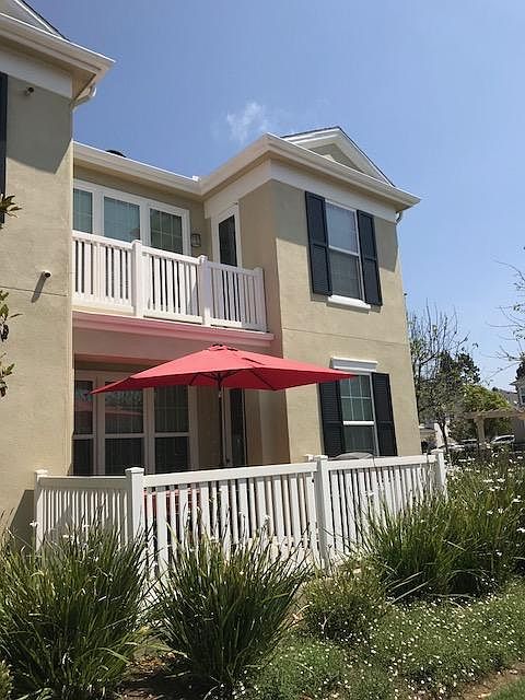 2nd Floor balcony